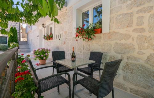 Lovrec House | Nice Home In Dobrince