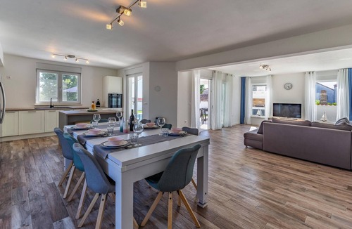 Galizana House | Nice home in Galizana