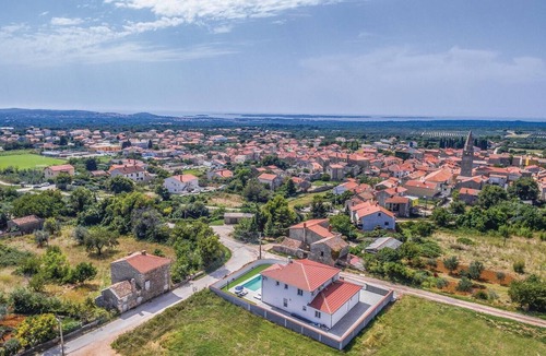 Galizana House | Nice home in Galizana