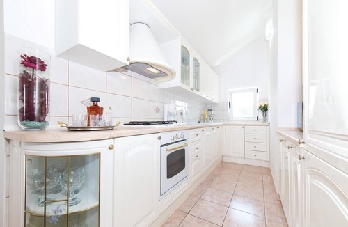 Kastel Gomilica House | Nice home in Kastel Gomilica