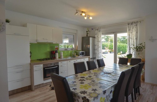 Kurili House | Nice home in Kanfanar