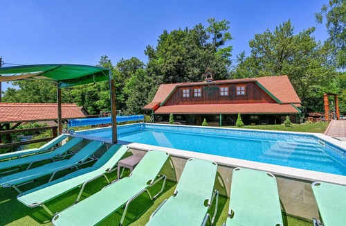 Klanjec House | Nice home in Klanjec with sauna