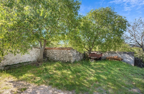 Sibenik House | Nice home in Konjevrate with kitchen