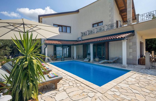 Kostrena House | Nice home in Kostrena with sauna