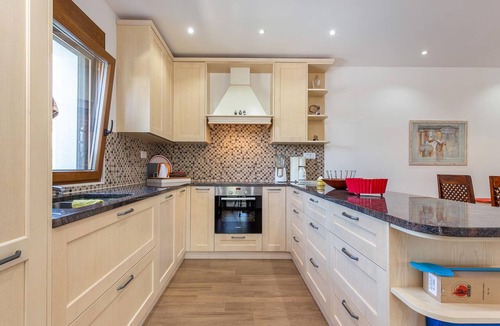 Zurkovo House | Nice home in Kostrena