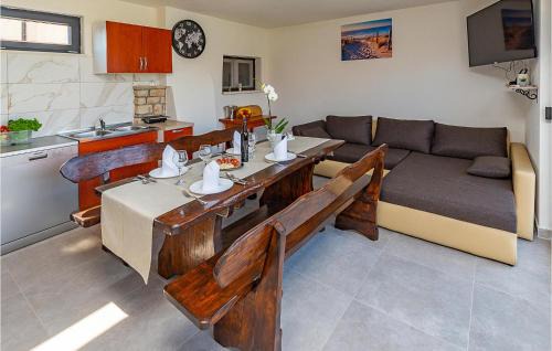 Sveta Nedelja House | Nice Home In Nedescina
