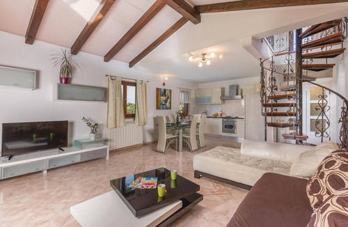 Buzinija House | Nice home in Novigrad