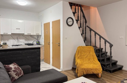 Orahovica House | Nice home in Orahovica with sauna