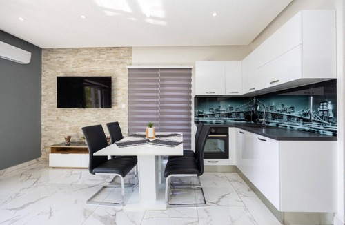 Labin House | Nice home in Prgomet with indoor swimming pool