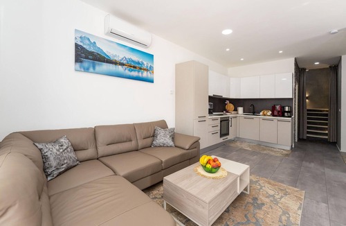 Pridraga House | Nice home in Pridraga