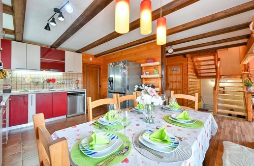 Donja Stubica House | Nice home in Pustodol with sauna