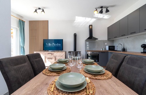 Seget House | Nice home in Seget Gornji