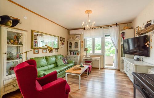 Srinjine House | Nice Home In Srinjine