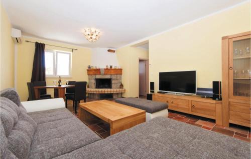 Supetarska Draga House | Nice Home In Supetarska Draga With Sauna