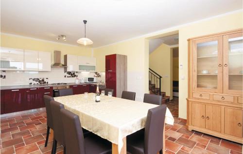 Supetarska Draga House | Nice Home In Supetarska Draga With Sauna