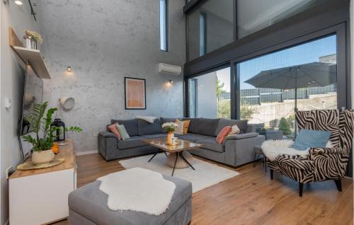 Vrgorac House | Nice Home In Vrgorac