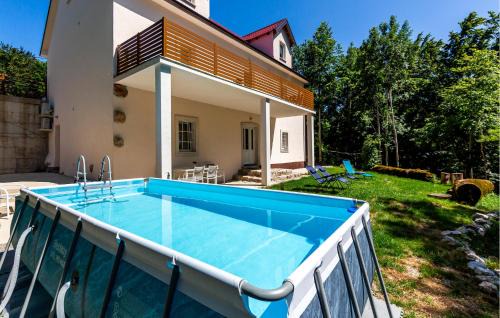 Zlobin House | Nice Home In Zlobin With Sauna
