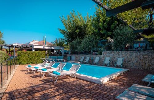 Rtina Hostel | Odmoree Camping