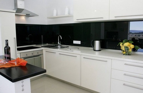 Okrug Gornji Villa | Okrug Gornji Luxurious Escape Villa with Pool - Five Bedroom Villa with Pool