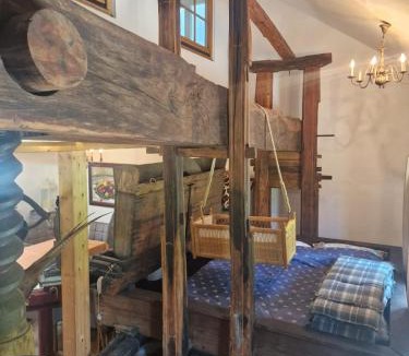 Spodnja Polskava House | Old Press