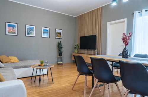 Center Apartment | Old Town's Legend: City center condo with balcony