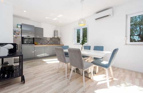 Zemunik Donji House | Olive House Pool & Garden, Zemunik Donji, Croatia