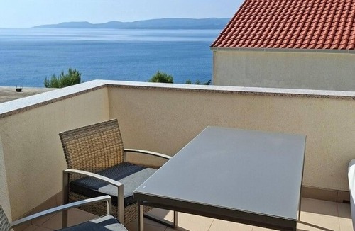 Ruskamen Apartment | One bedroom apartment with terrace and sea view Lokva Rogoznica, Omiš (A-25499-a)