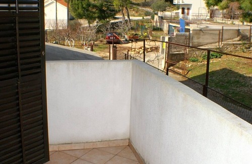 Lokva Rogoznica Apartment | One bedroom apartment with balcony Lokva Rogoznica, Omiš (A-2973-c)