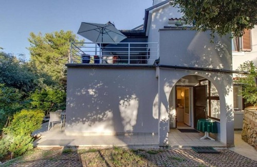 Artatore Apartment | One bedroom apartment with terrace Artatore, Lošinj (A-19616-b)