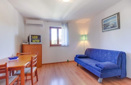 Cove Murtar Apartment | One bedroom apartment with air-conditioning Mali Lošinj, Lošinj (A-7941-b)