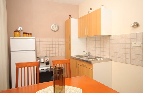 Cove Murtar Apartment | One bedroom apartment with air-conditioning Mali Lošinj, Lošinj (A-7979-a)