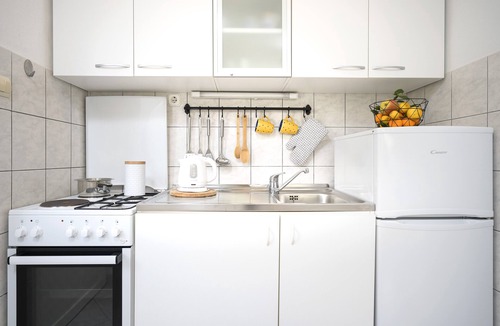 Stari Grad Apartment | One bedroom apartment with terrace