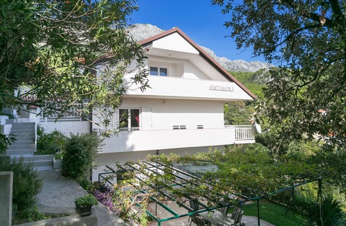 Zivogosce Apartment | One bedroom apartment near beach Živogošće - Mala Duba, Makarska (A-21781-c)