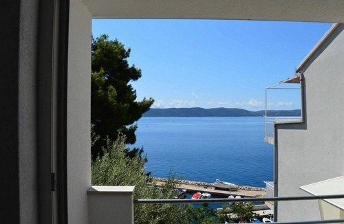 Zivogosce Apartment | One bedroom apartment with balcony and sea view Živogošće - Porat (Makarska) (A-25453-f)