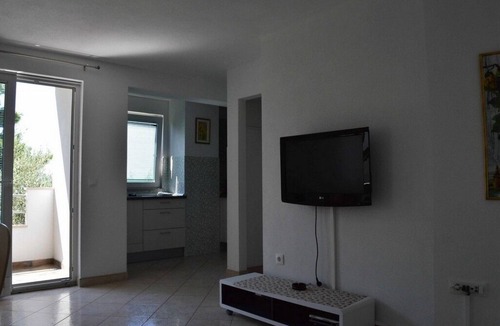 Zivogosce Apartment | One bedroom apartment with balcony and sea view Živogošće - Porat (Makarska) (A-25453-f)