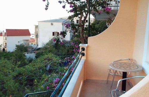 Baska Voda Apartment | One bedroom apartment with balcony and sea view Baška Voda, Makarska (A-2709-a)