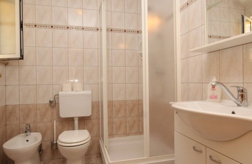 Baska Voda Apartment | One bedroom apartment with terrace and sea view Baška Voda, Makarska (A-6718-c)