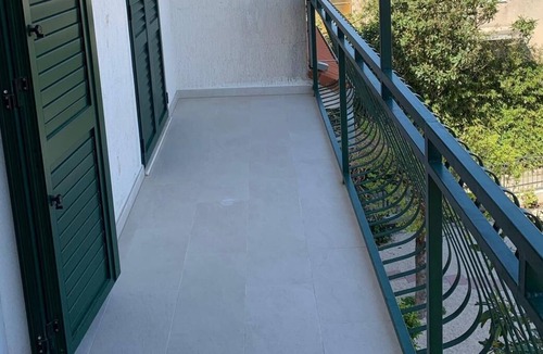 Podstrana Apartment | One bedroom apartment near beach Podstrana, Split (A-16829-b)