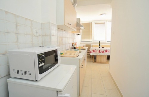 Savudrija Apartment | One bedroom apartment with balcony and sea view Savudrija, Umag (A-27171-a)
