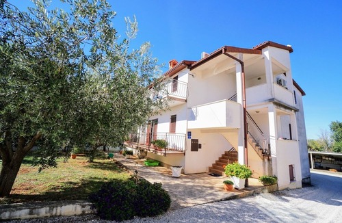 Savudrija Apartment | One bedroom apartment with balcony Savudrija, Umag (A-27176-c)