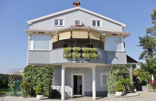 Basanija Apartment | One bedroom apartment with terrace Bašanija, Umag (A-27195-c)