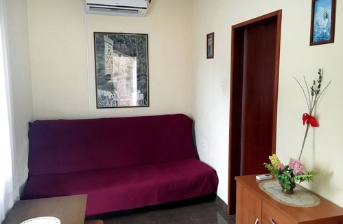 Stari Grad Apartment | One bedroom apartment with terrace Stari Grad, Hvar (A-8686-b)