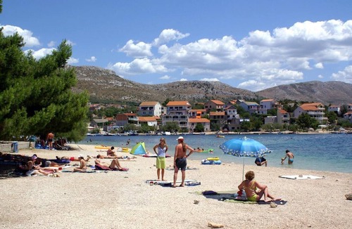 Grebastica Apartment | One bedroom apartment with terrace Grebaštica, Šibenik (A-17831-d)