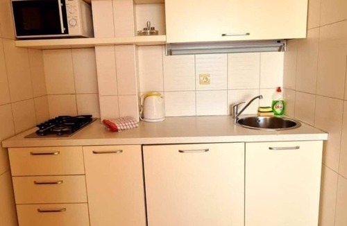 Drasnice Apartment | One bedroom apartment near beach Drašnice, Makarska (A-25930-c)