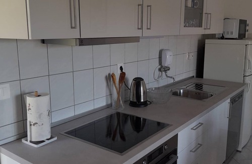 Maslinica Apartment | One bedroom apartment near beach Maslinica, Šolta (A-23173-a)