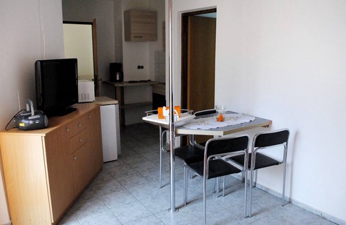 Jadranovo Apartment | One bedroom apartment with balcony and sea view Jadranovo, Crikvenica (A-5285-c)