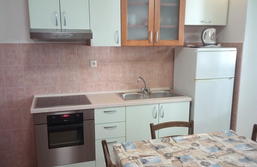 Rovanjska Apartment | One bedroom apartment with terrace and sea view Rovanjska, Paklenica (A-24348-a)