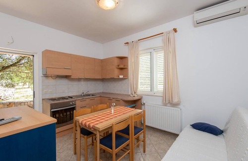 Loviste Apartment | One bedroom apartment with terrace Lovište, Pelješac (A-27630-a)