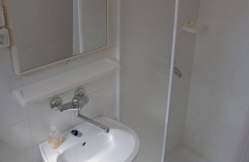 Lumbarda Apartment | One bedroom apartment with balcony and sea view Lumbarda, Korčula (A-17611-a)