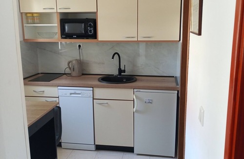 Lumbarda Apartment | One bedroom apartment near beach Lumbarda, Korčula (A-22503-b)